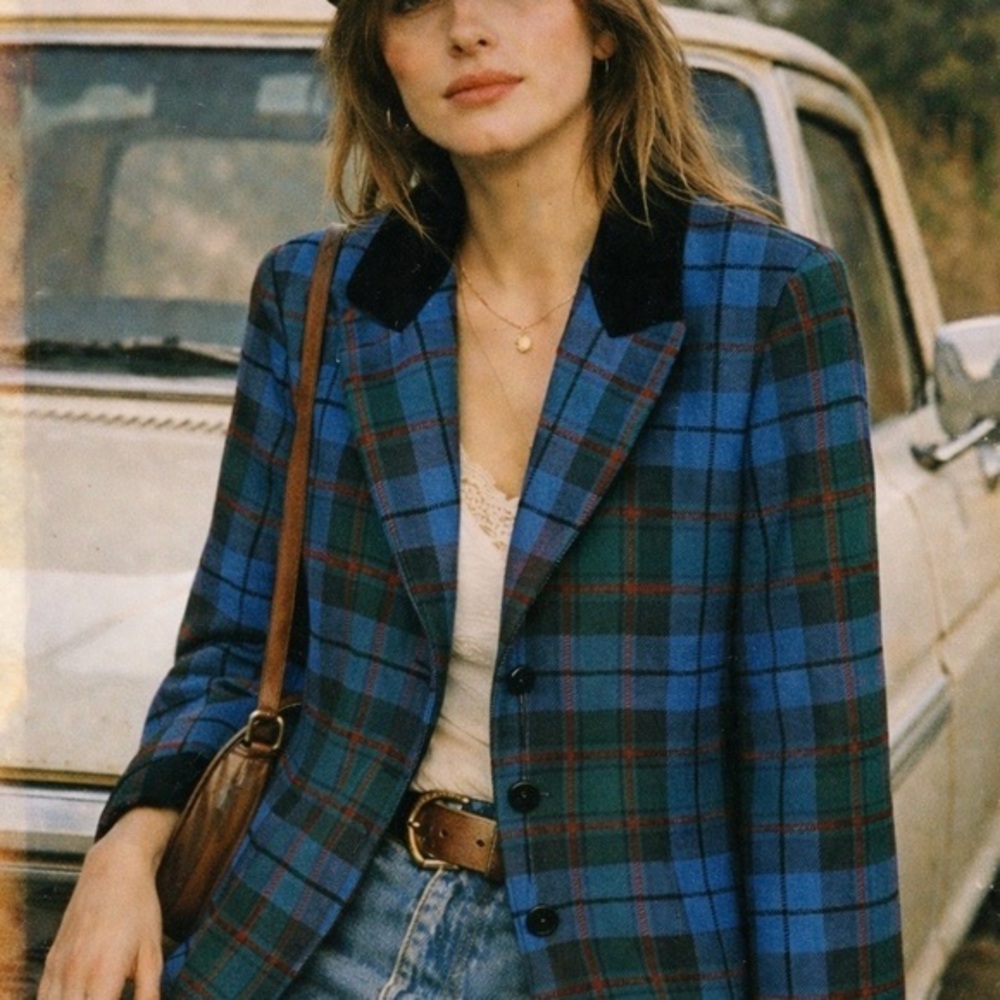 Carlisle vintage wool blend blue plaid blazer